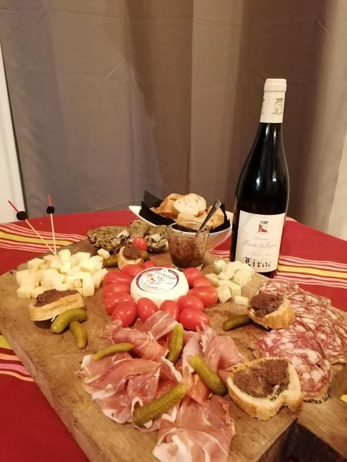 Chambre Double "Le Pecher" Saillans Saillans  Екстериор снимка